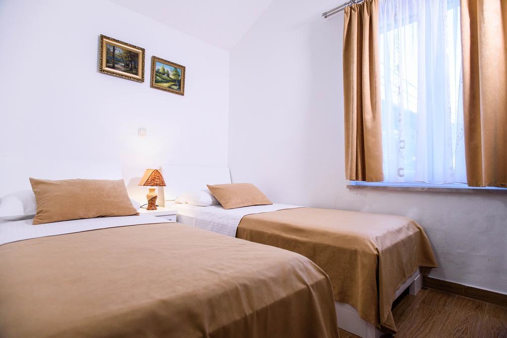 Villa Dusanka Pisak Ngoại thất bức ảnh